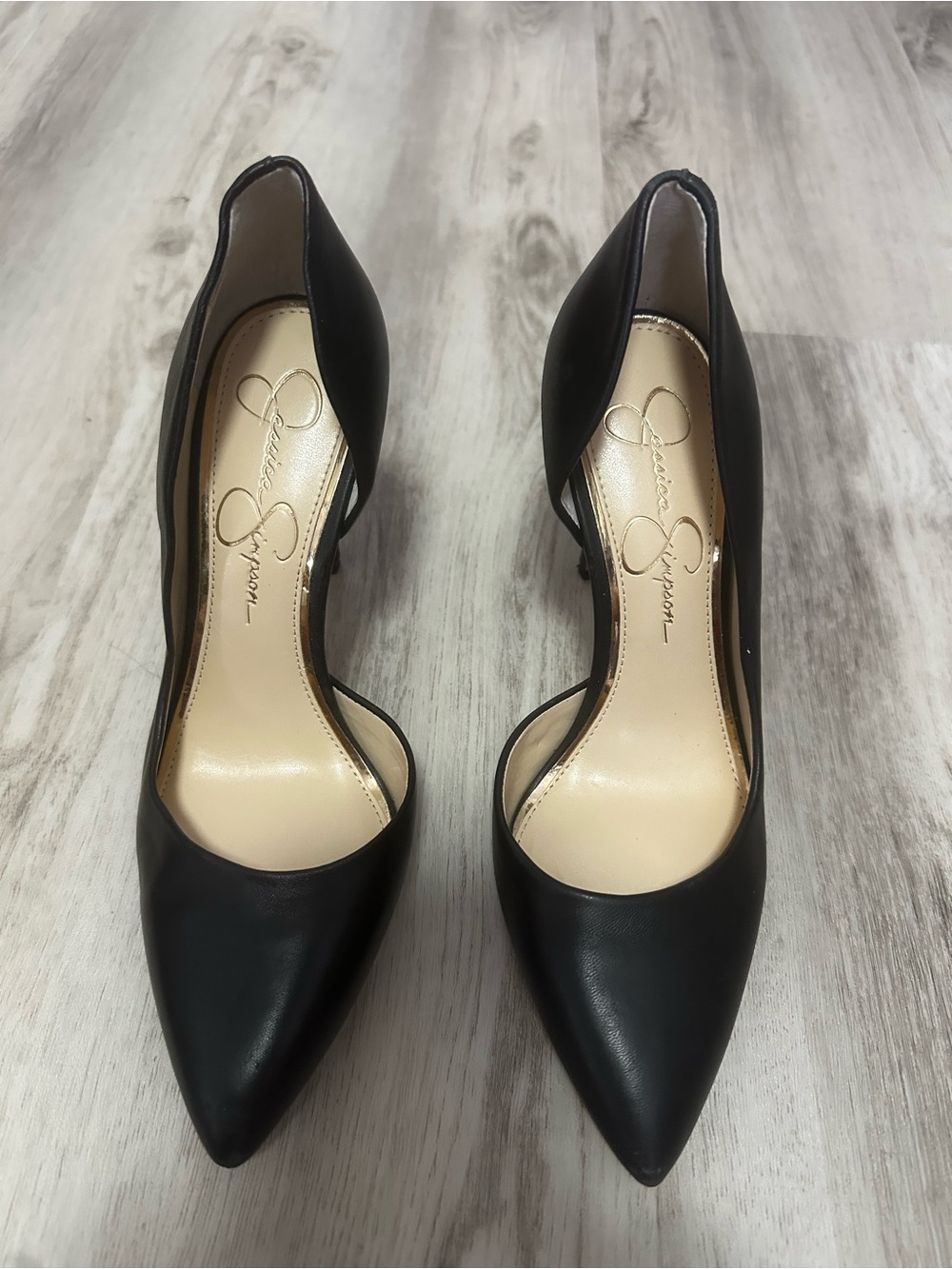 Jessica Simpson Black Pointed D'Orsay Pumps with Sculpted Heel